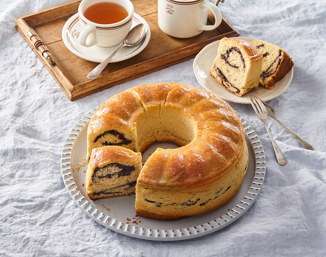 Poppy seed cake