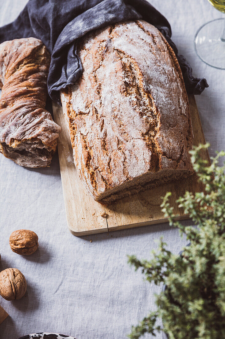 Walnut bread