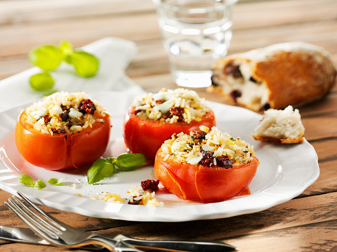 Stuffed tomatoes au gratin