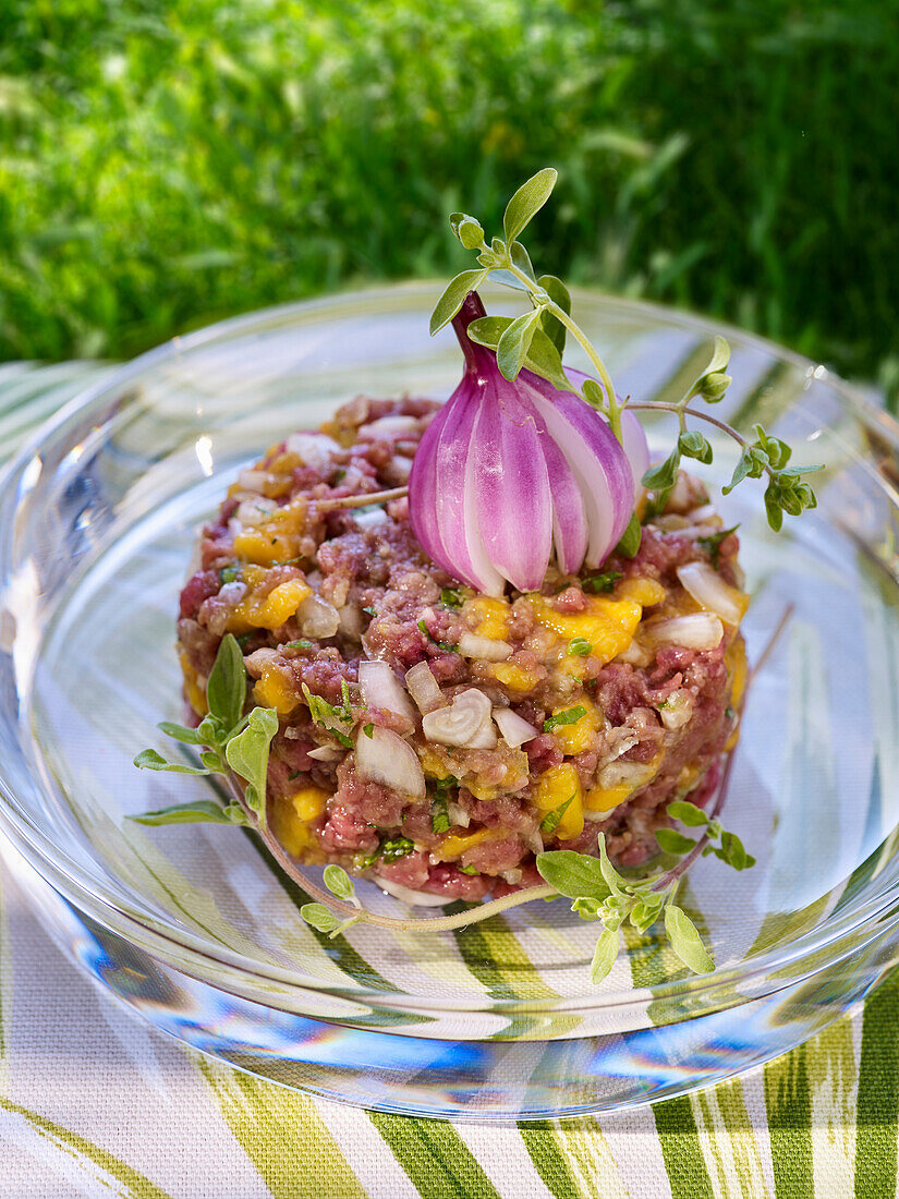 Beef tartare with mango