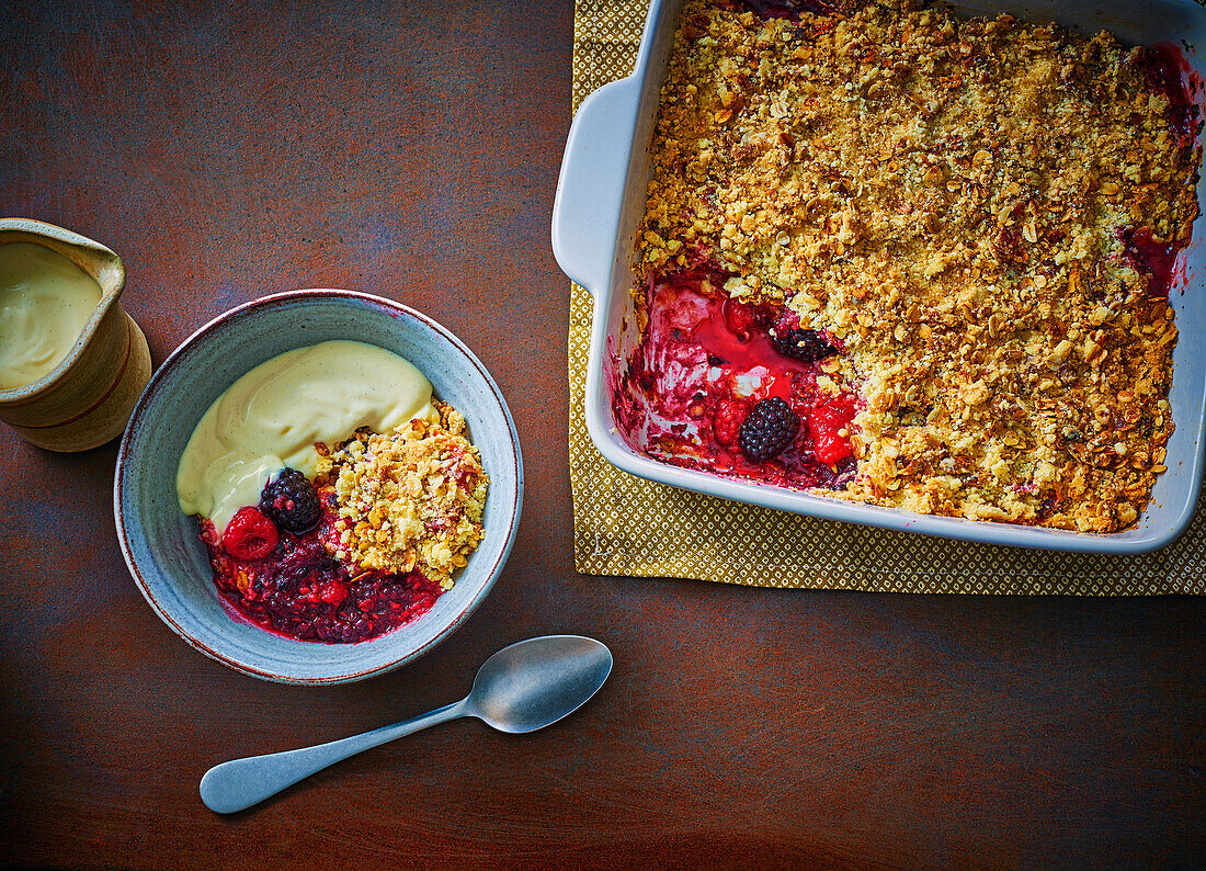 Gluten-free mixed berry crumble