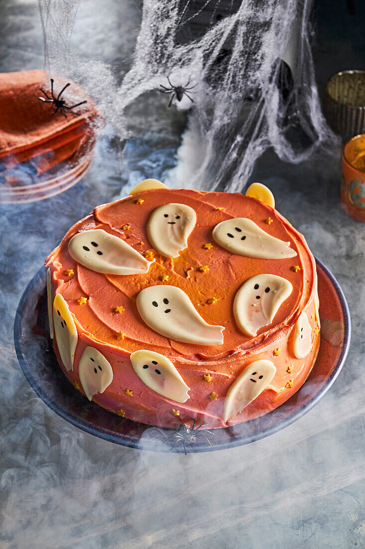 Gewürzter Kürbis-Halloween-Kuchen