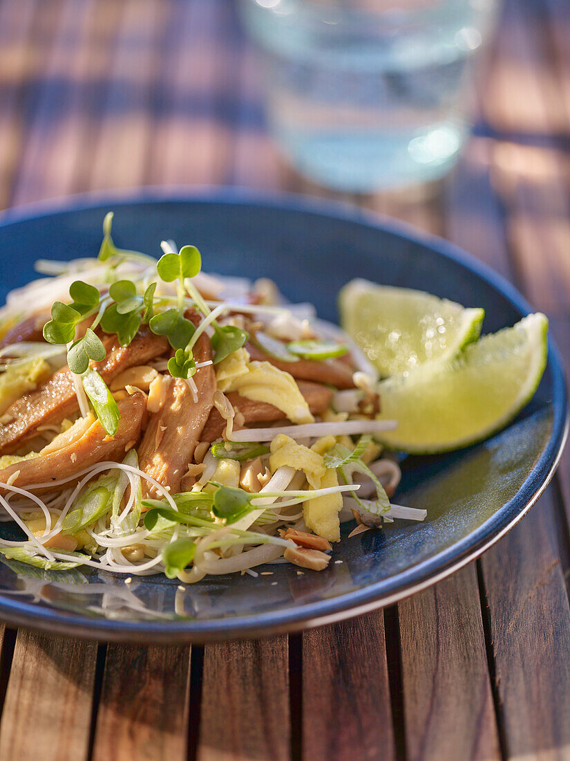 Pad Thai with chicken