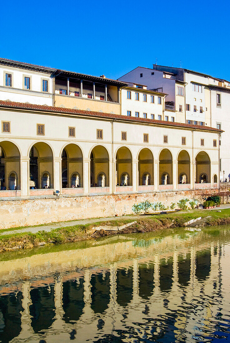 Loggiato and Corridoio Vasariano, Uffizi, Florence (Firenze), UNESCO World Heritage Site, Tuscany, Italy, Europe\n