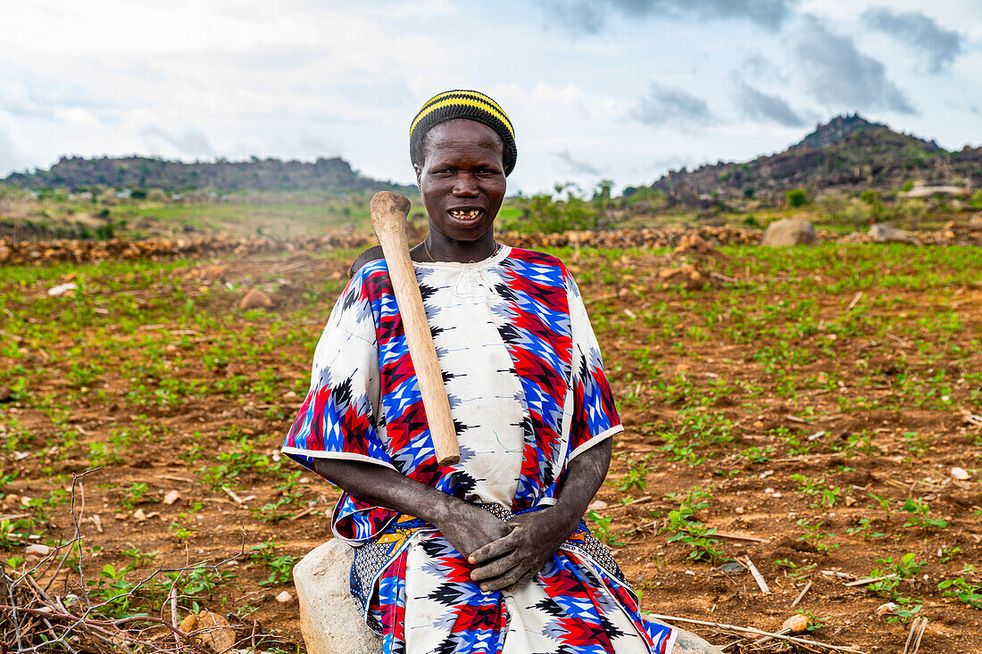 Woman coming back from the fields, Northern Cameroon, Africa\n