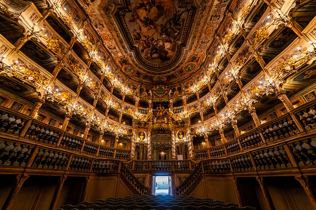 Innenraum des Markgräflichen Opernhauses, UNESCO-Welterbe, Bayreuth, Bayern, Deutschland, Europa