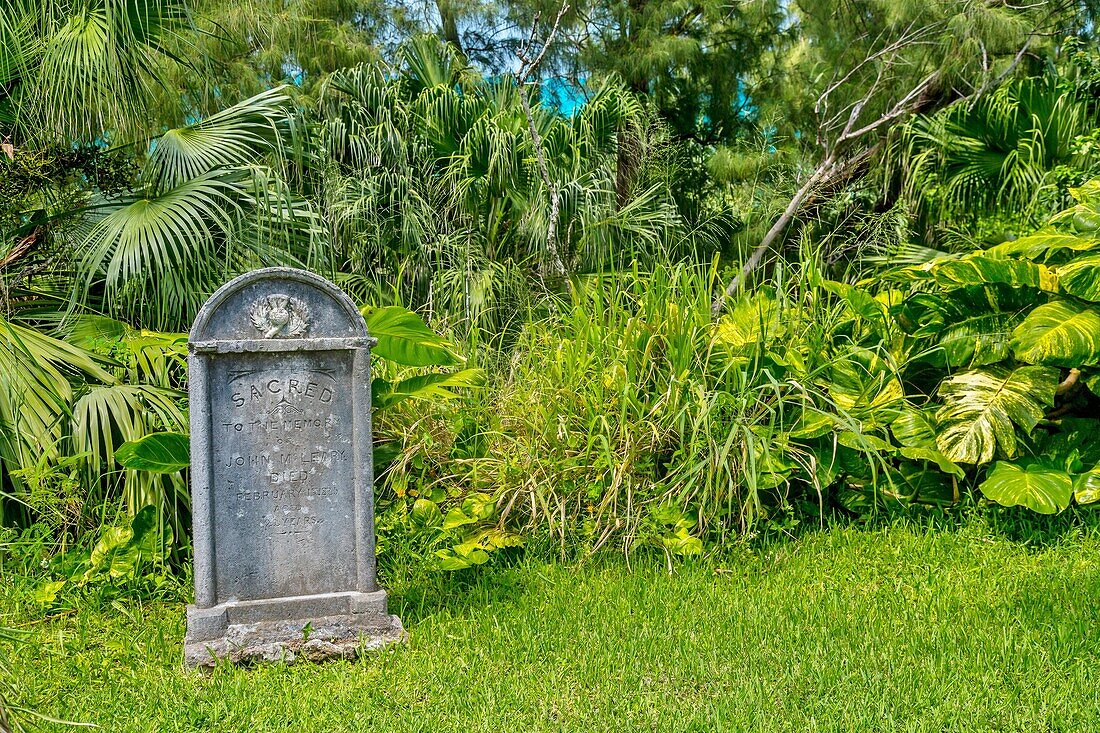 The Convict Cemetery, containing graves of 19th century convicts transported from UK, 13 marked, Sandys, Bermuda, Atlantic, North America\n