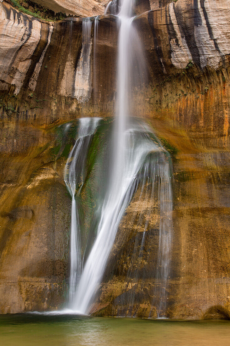 Lower Calf Creek Falls in Calf Creek Canyon in the Grand Staircase-Escalante National Monument near Escalante, Utah.\n