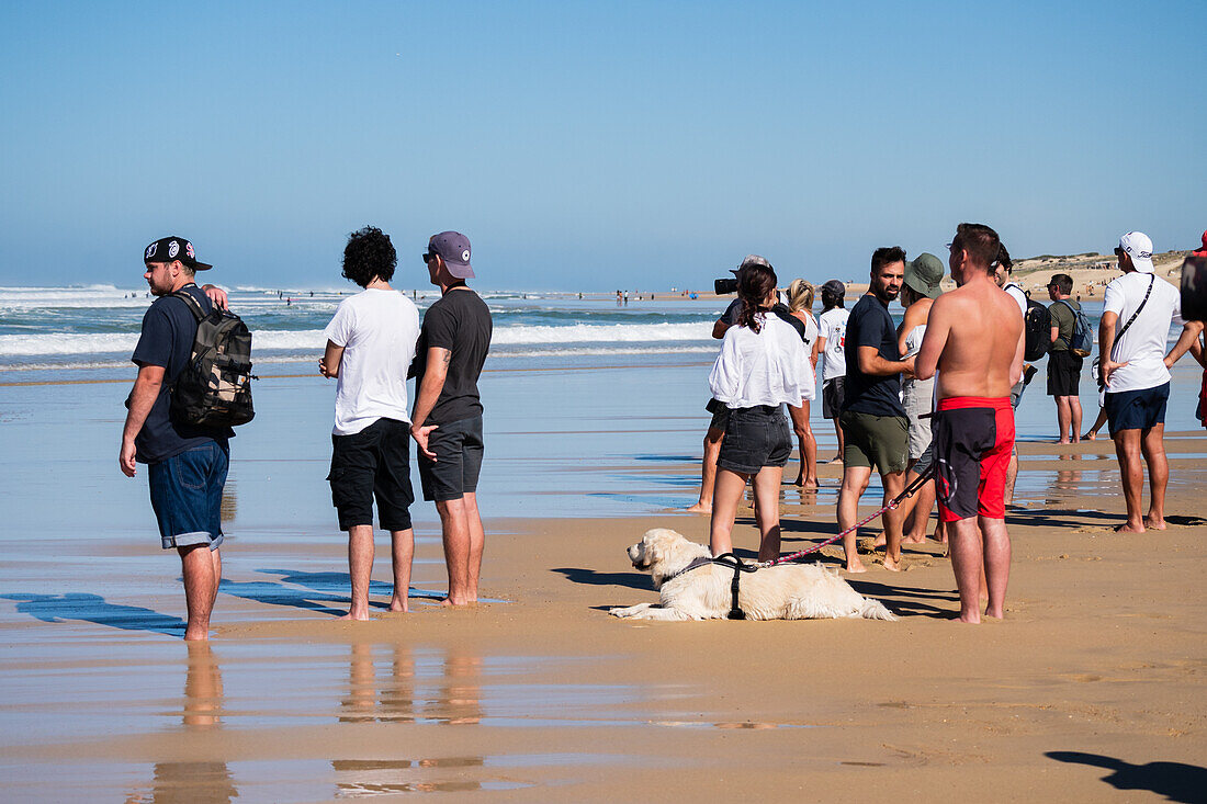 Quiksilver Festival celebrated in Capbreton, Hossegor and Seignosse, with 20 of the best surfers in the world hand-picked by Jeremy Flores to compete in south west of France.\n