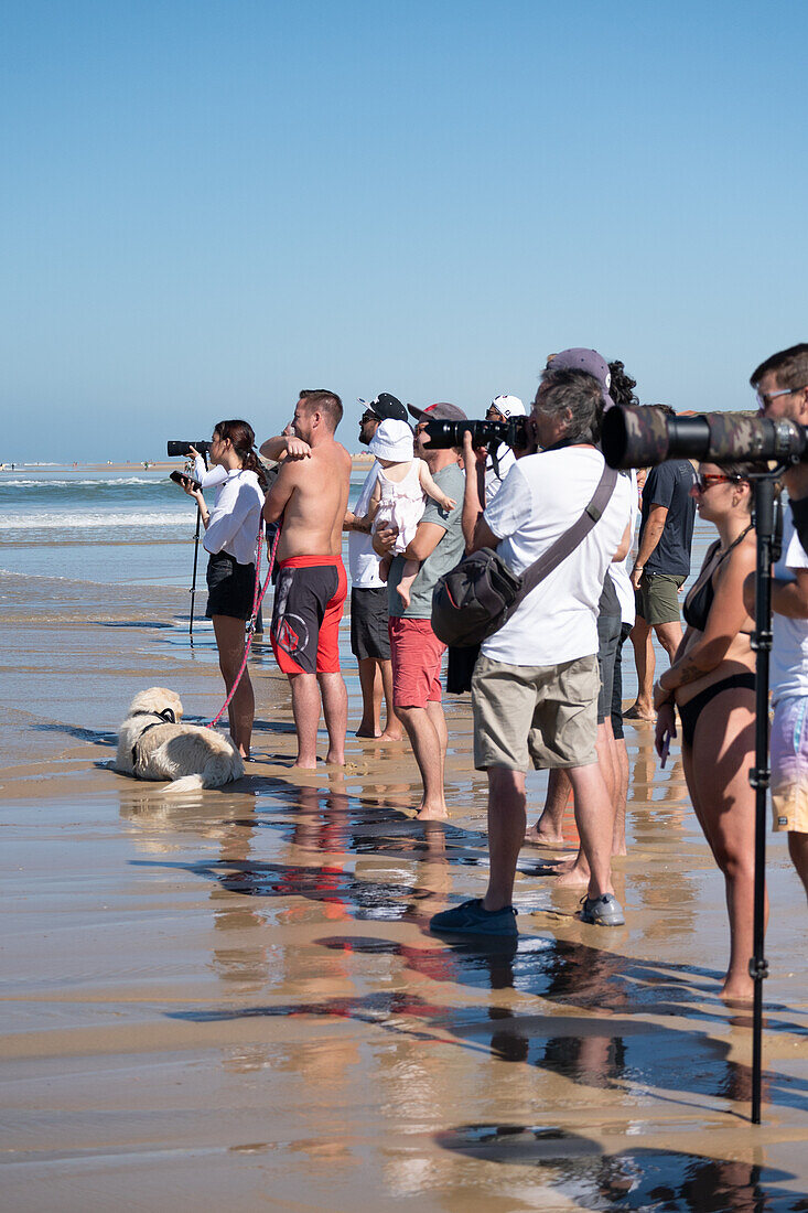 Quiksilver Festival celebrated in Capbreton, Hossegor and Seignosse, with 20 of the best surfers in the world hand-picked by Jeremy Flores to compete in south west of France.\n