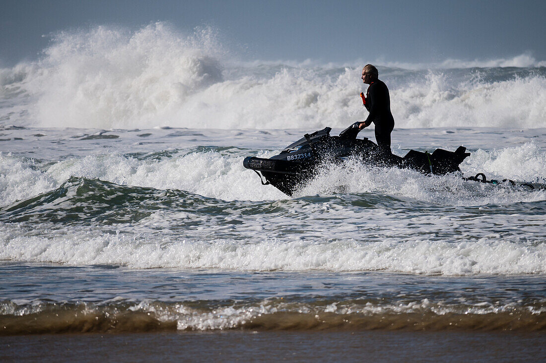 Quiksilver Festival celebrated in Capbreton, Hossegor and Seignosse, with 20 of the best surfers in the world hand-picked by Jeremy Flores to compete in south west of France.\n