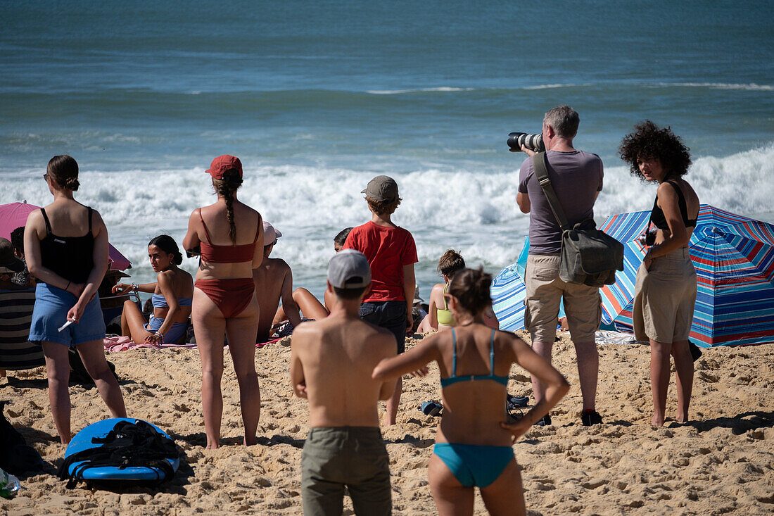 Quiksilver Festival celebrated in Capbreton, Hossegor and Seignosse, with 20 of the best surfers in the world hand-picked by Jeremy Flores to compete in south west of France.\n