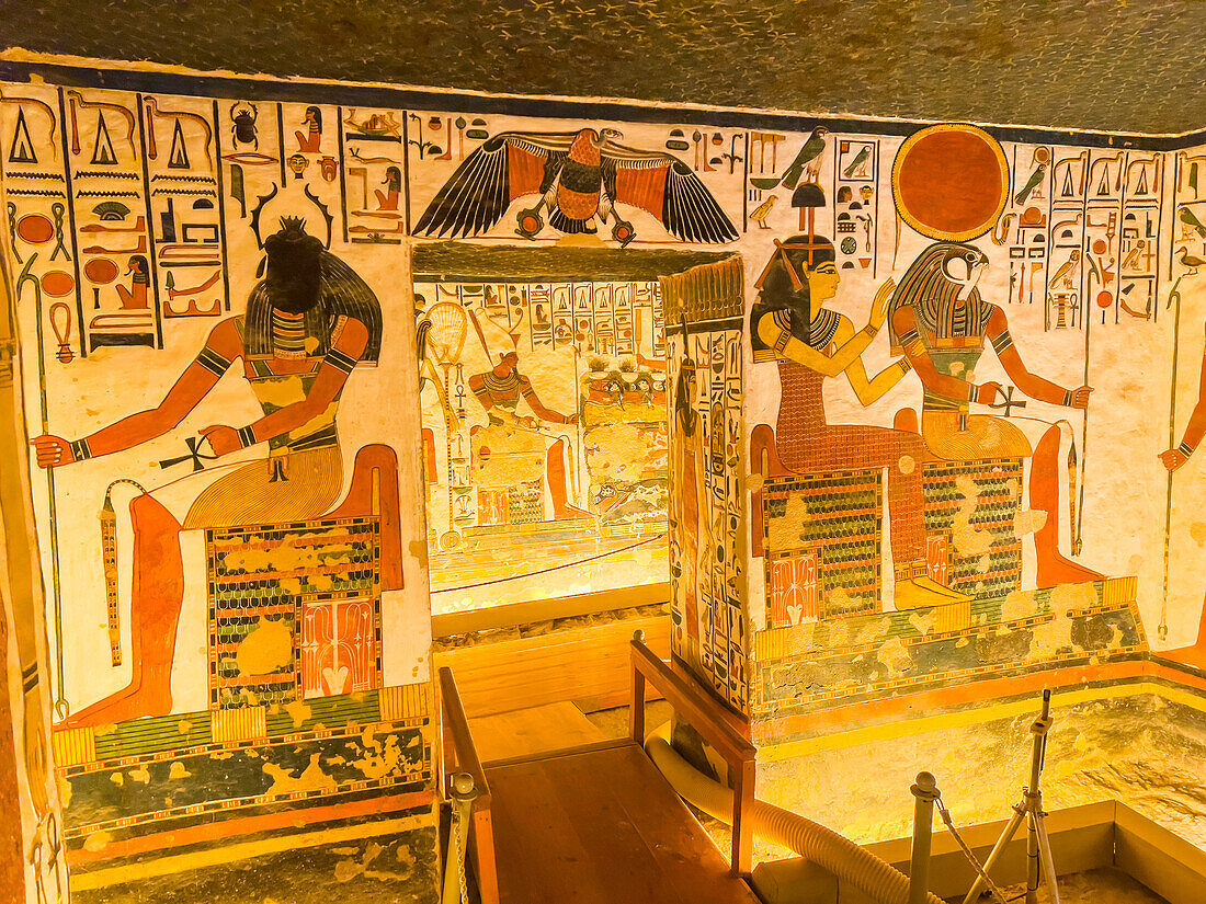 Reliefs and paintings in the tomb of Nefertari, the Great Wife of Pharaoh Ramesses II, Valley of the Queens, UNESCO World Heritage Site, Thebes, Egypt, North Africa, Africa\n