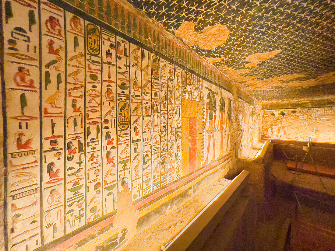 Reliefs and paintings in the tomb of Nefertari, the Great Wife of Pharaoh Ramesses II, Valley of the Queens, UNESCO World Heritage Site, Thebes, Egypt, North Africa, Africa\n