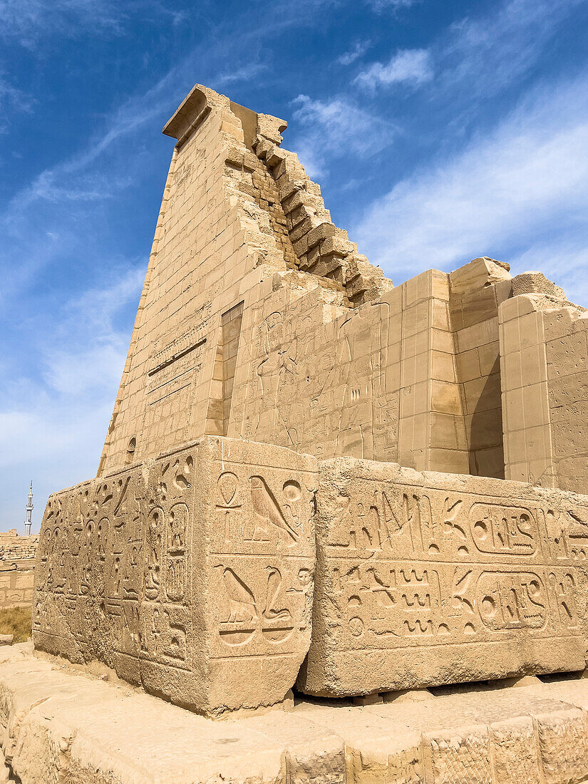 The Karnak Temple Complex, comprises a vast mix of temples, pylons, chapels, and other buildings, UNESCO World Heritage Site, near Luxor, Thebes, Egypt, North Africa, Africa\n