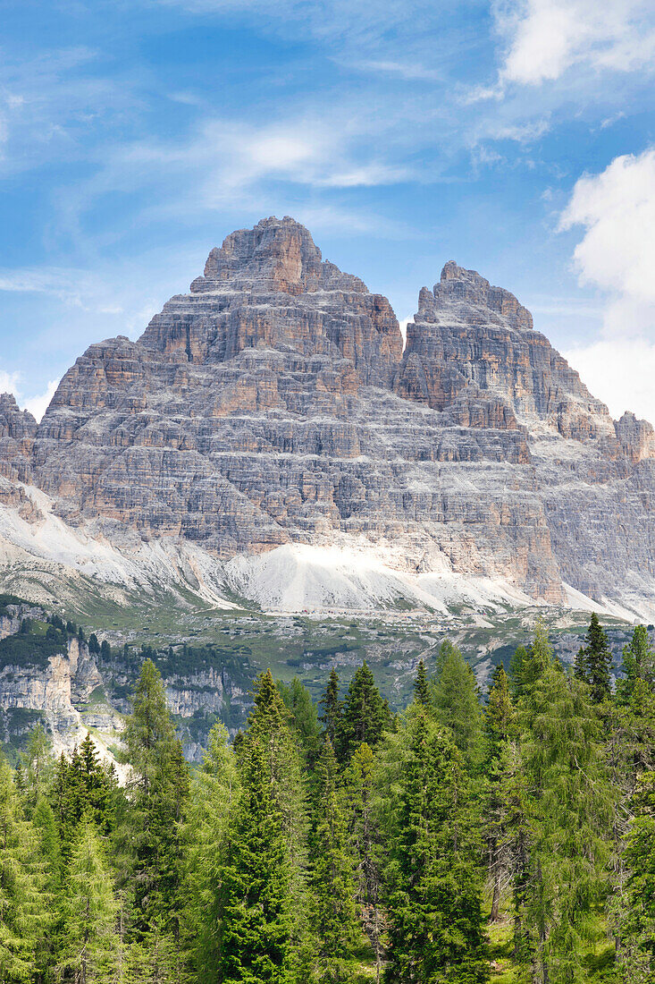 Tre Cime di Lavaredo, Belluno Dolomites, Auronzo di Cadore, Belluno District, Veneto, Italy, Europe\n