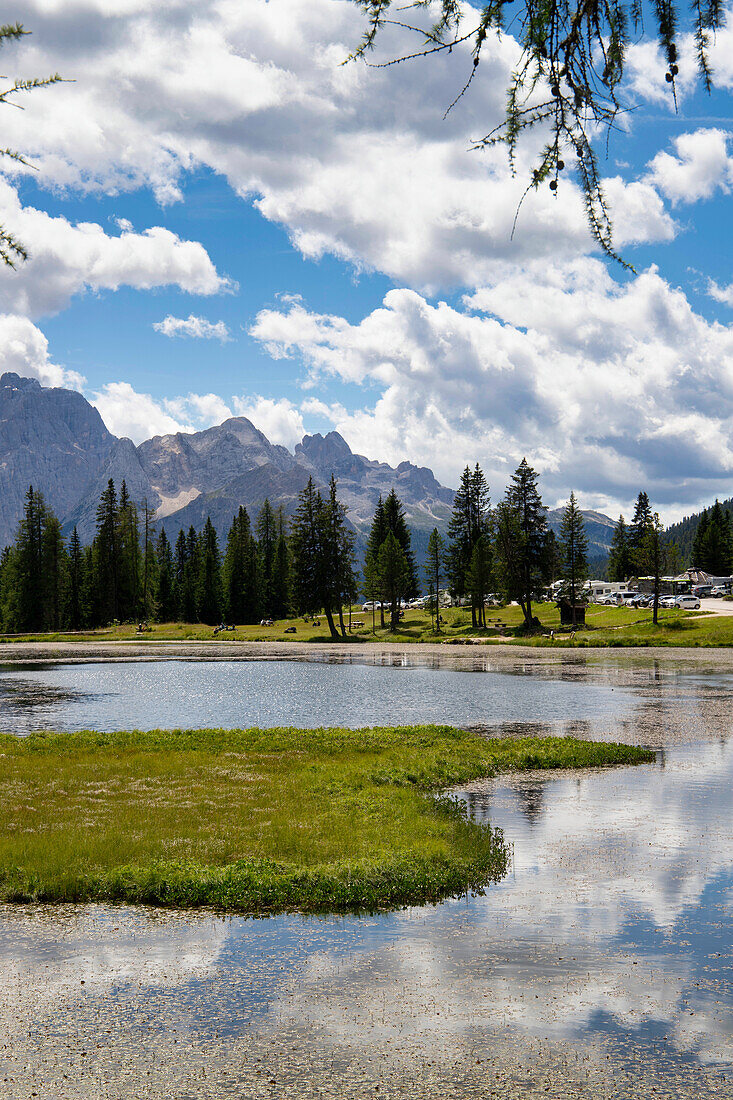 Antorno Lake, Belluno Dolomites, Auronzo di Cadore, Belluno District, Veneto, Italy, Europe\n