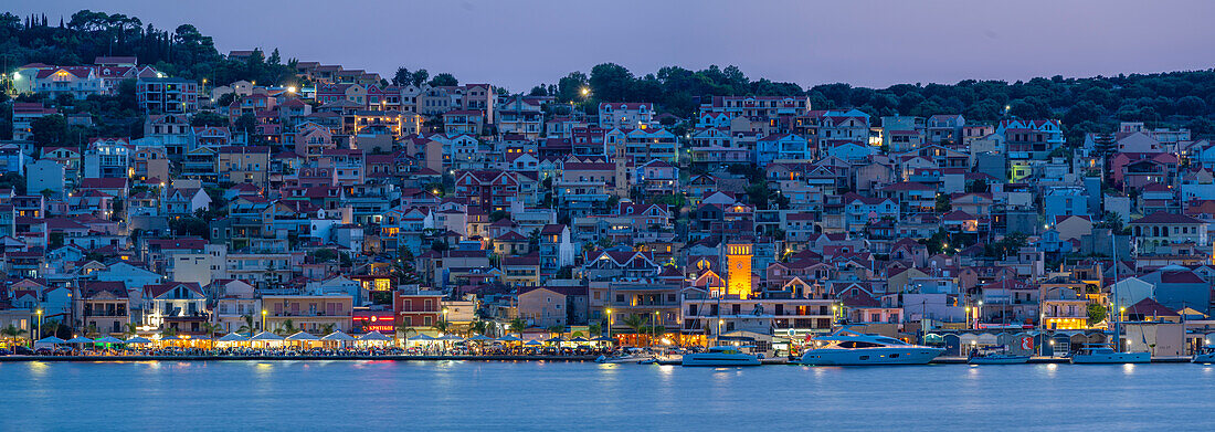 View of Argostoli, capital of Cephalonia and De Bosset Bridge at dusk, Argostolion, Kefalonia, Ionian Islands, Greek Islands, Greece, Europe\n