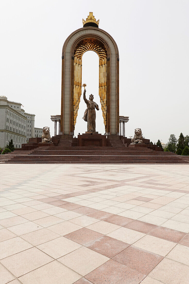 Statue of Ismail Somoni, Dushanbe, Tajikistan, Central Asia, Asia\n