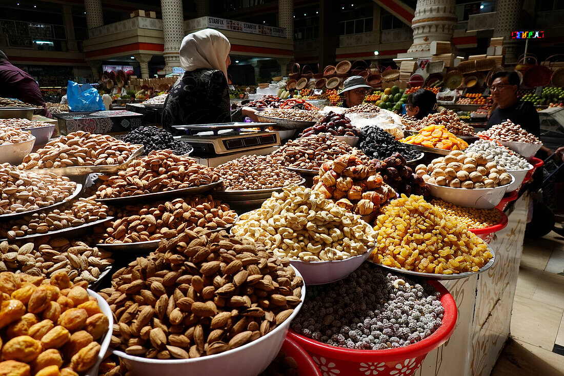 Nuts and dried fruit for sale, Central Market, Dushanbe, Tajikistan, Central Asia, Asia\n