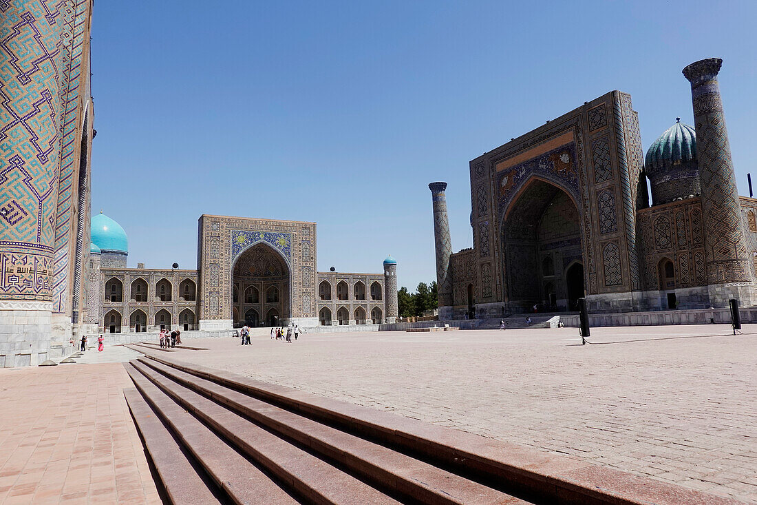 The world-famous Islamic architecture of Samarkand, UNESCO World Heritage Site, Uzbekistan, Central Asia, Asia\n