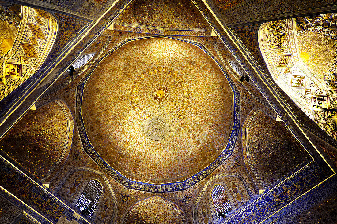 The world-famous Islamic architecture of Samarkand, UNESCO World Heritage Site, Uzbekistan, Central Asia, Asia\n