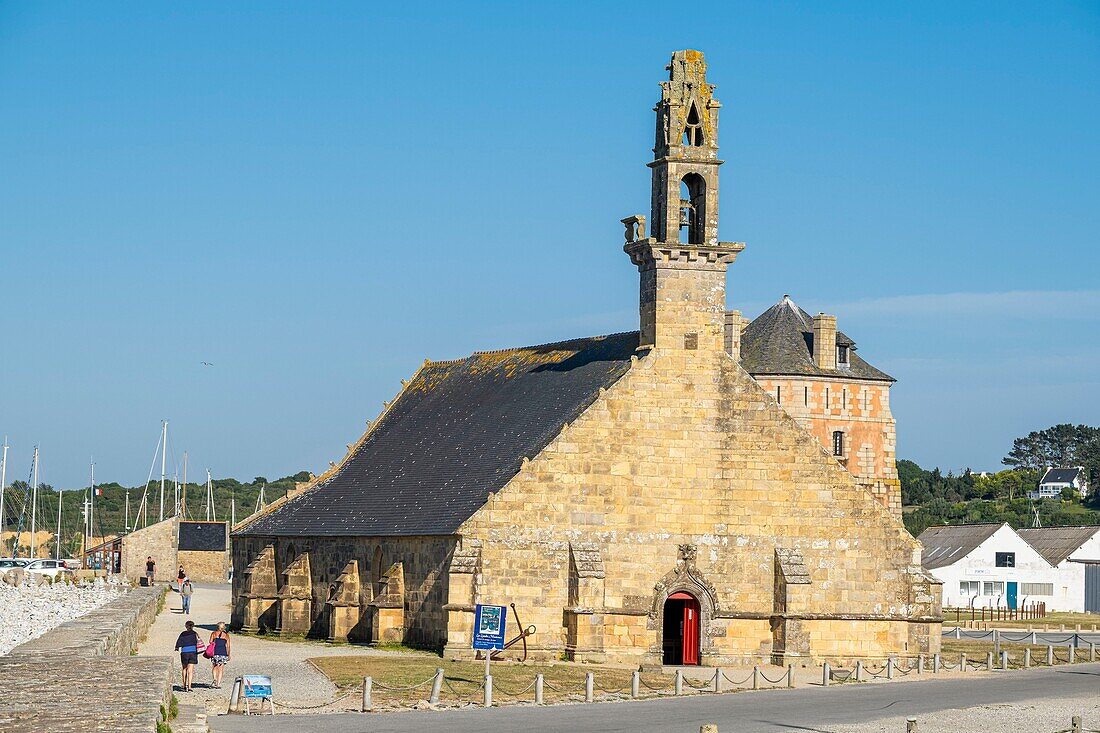 France, Finistere, Armorica Regional Natural Park, Crozon Peninsula, Camaret-sur-Mer, Notre-Dame de Rocamadour chapel and Vauban tower, a UNESCO World Heritage site\n
