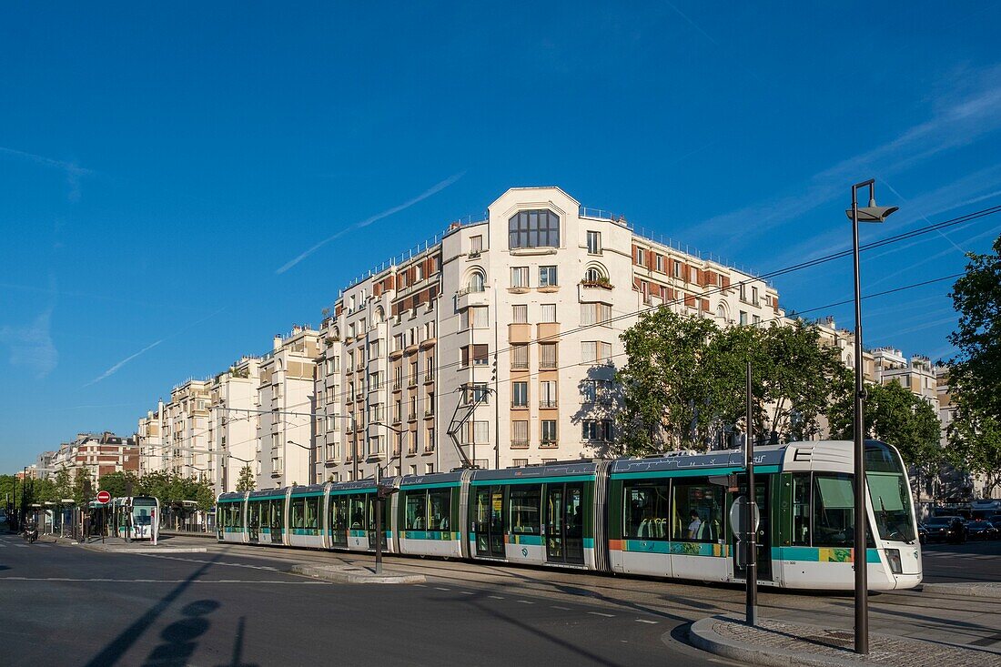France, Paris, Porte d'Asnieres, Berthier bld, T3 tramway station\n
