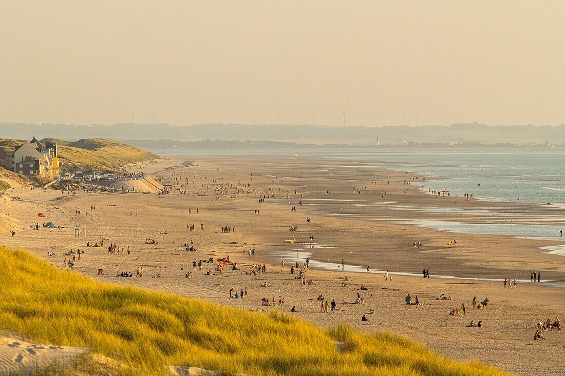 France, Somme, Quend-Plage seen from the dunes between Fort-Mahon and the bay of Authie\n