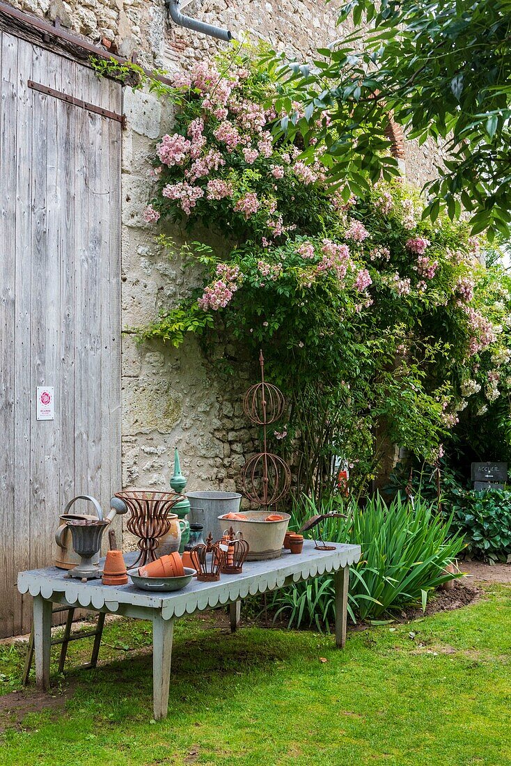 France, Loiret, Meung sur Loire, Les jardins de Roquelin, (Roquelin Gardens)\n