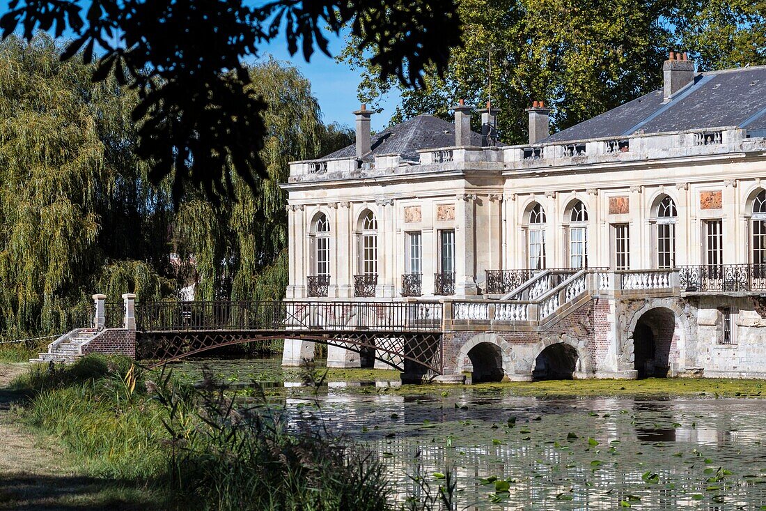 Frankreich, Oise, Schloss Ricquebourg, mit seiner Eiffel-Brücke