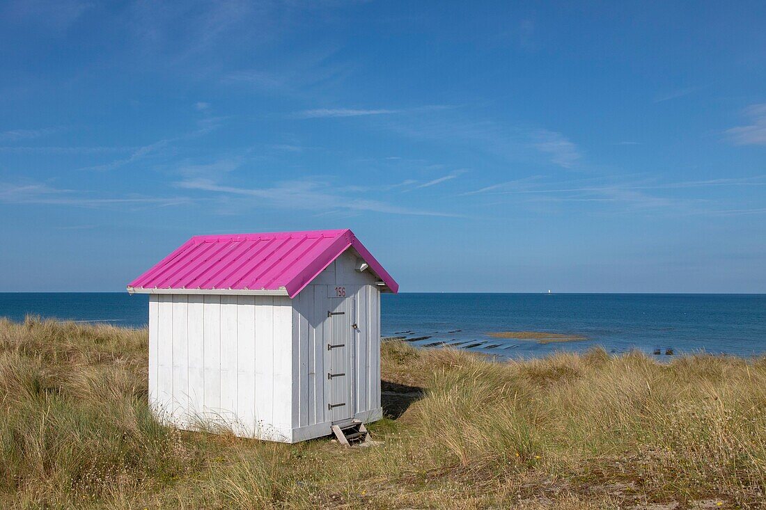 France, Manche, Cotentin, Gouville sur Mer, beach cabins\n