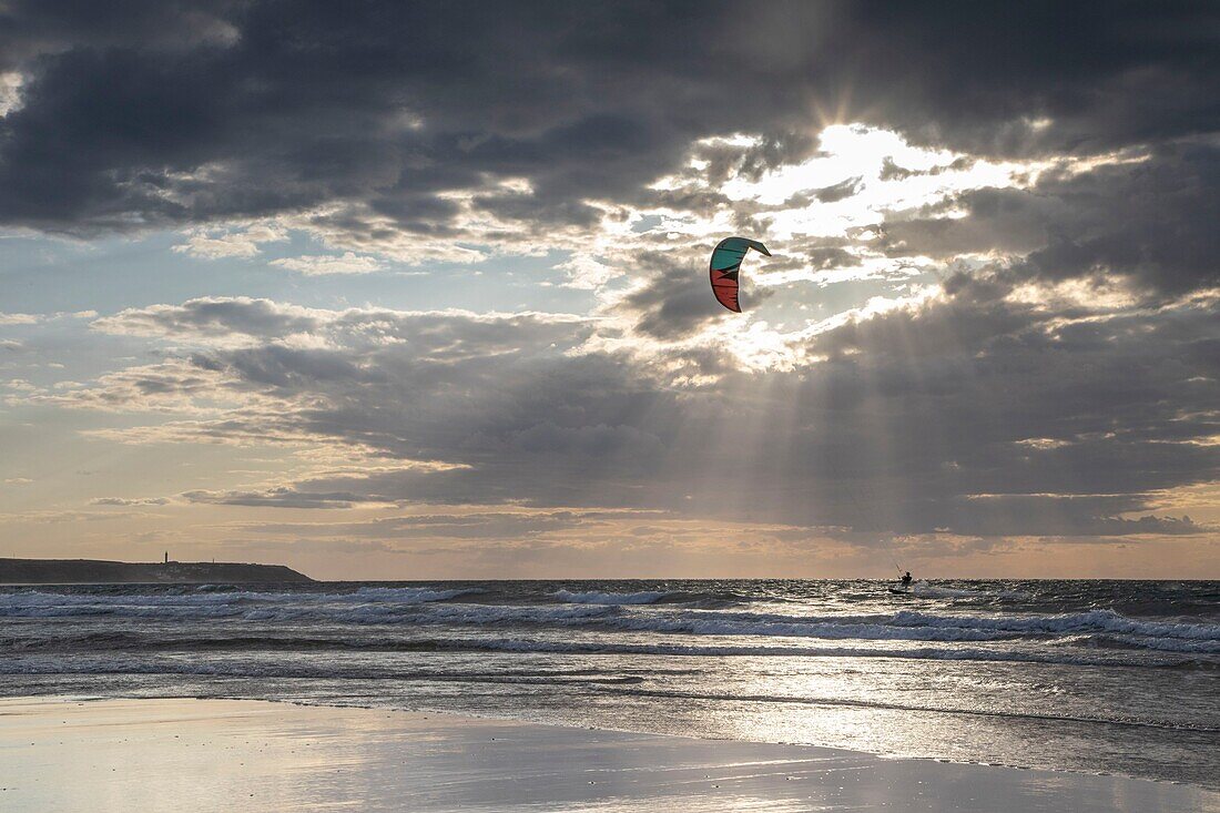 France, Pas de Calais, Wissant, kitesurfing\n