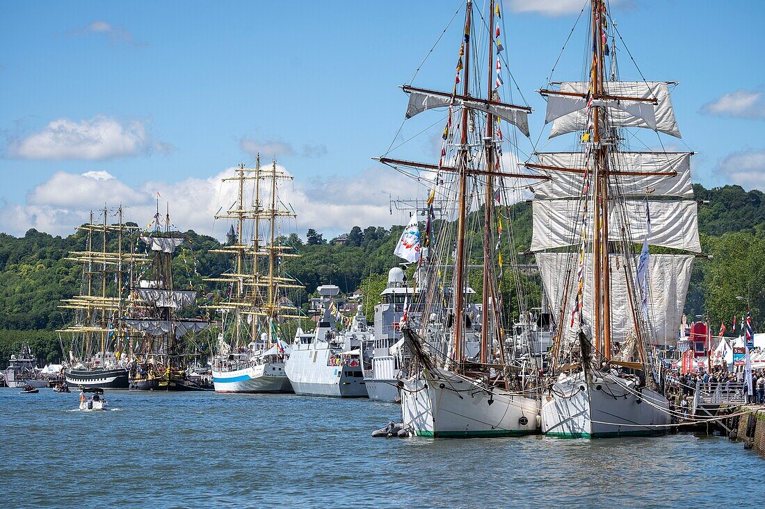 Frankreich, Seine Maritime, Rouen, Armada von Rouen 2019, Quai Emile Duchemin