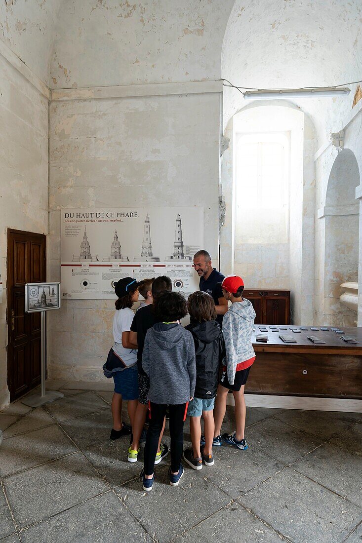 France, Gironde, Verdon-sur-Mer, rocky plateau of Cordouan, lighthouse of Cordouan, classified Historical Monuments, visit of the lighthouse commented by a lighthouse keeper, elaborate treasure hunts for childrens and teenagers\n