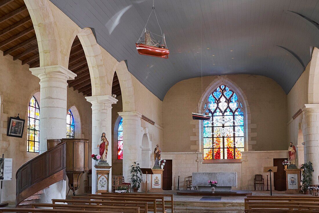 Frankreich, Charente Maritime, Saintonge, Hiers Brouage, Zitadelle von Brouage, ausgezeichnet als Les Plus Beaux Villages de France (Die schönsten Dörfer Frankreichs), Kirchenschiff von Saint Pierre et Saint Paul