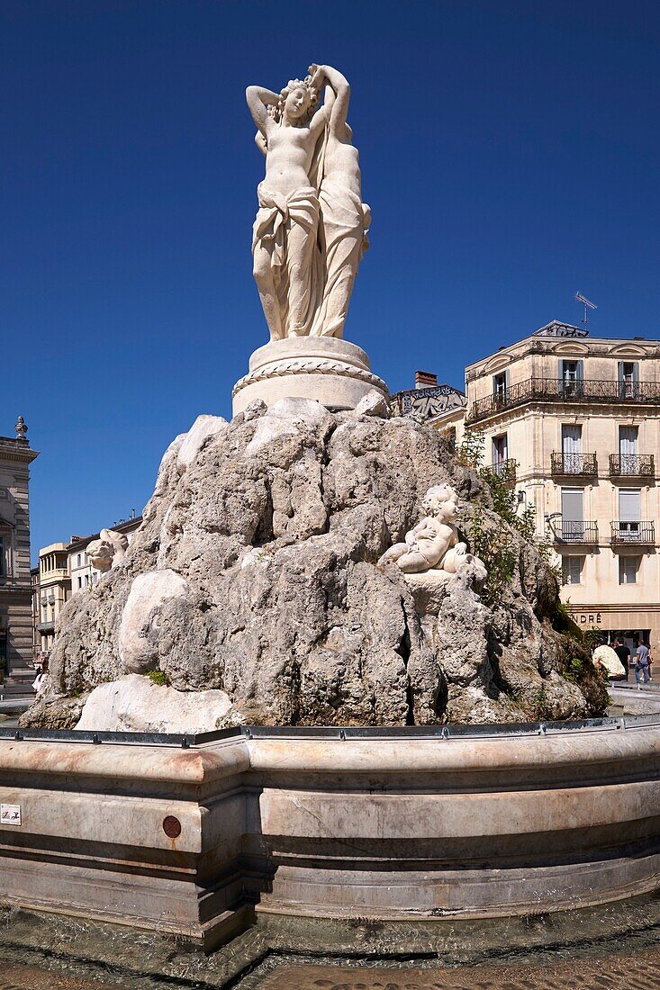Frankreich, Herault, Montpellier, Comedie Place, Brunnen der drei Grazien des Bildhauers Etienne Dantoine