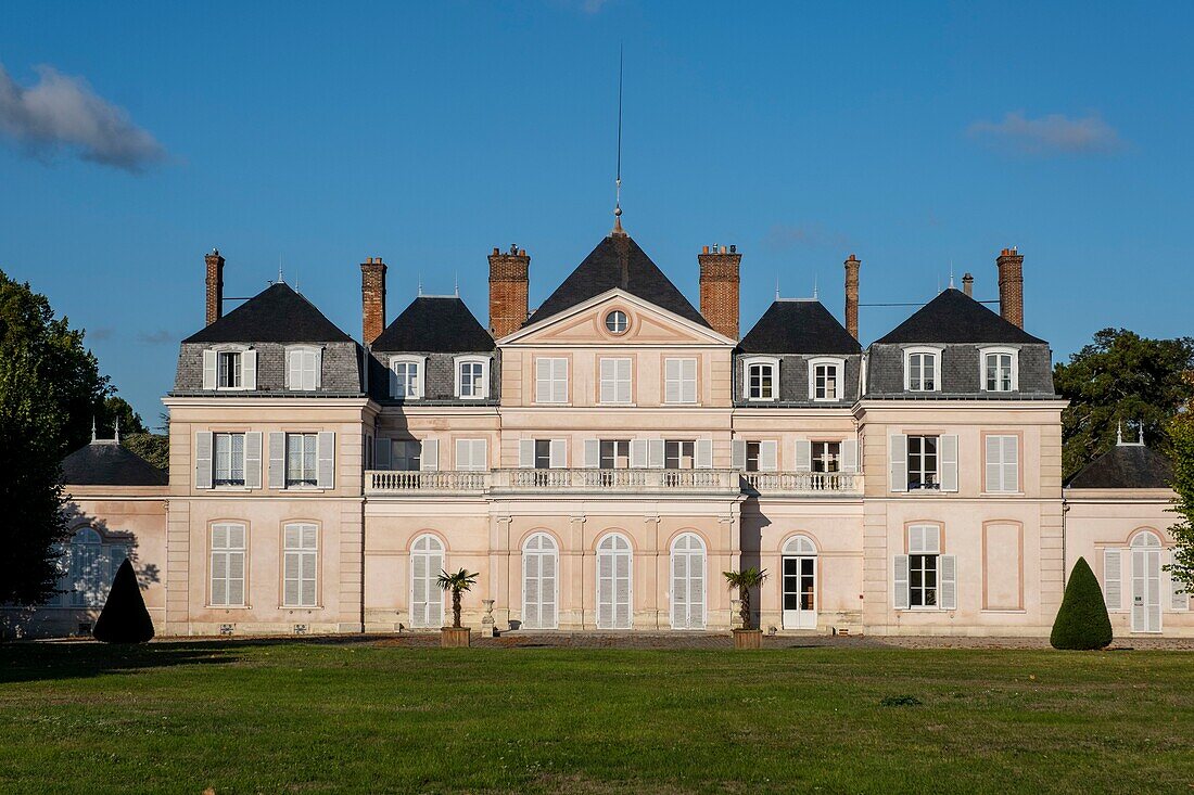 France, Essonne, Draveil, Draveil castle or Paris-Jardins castle\n