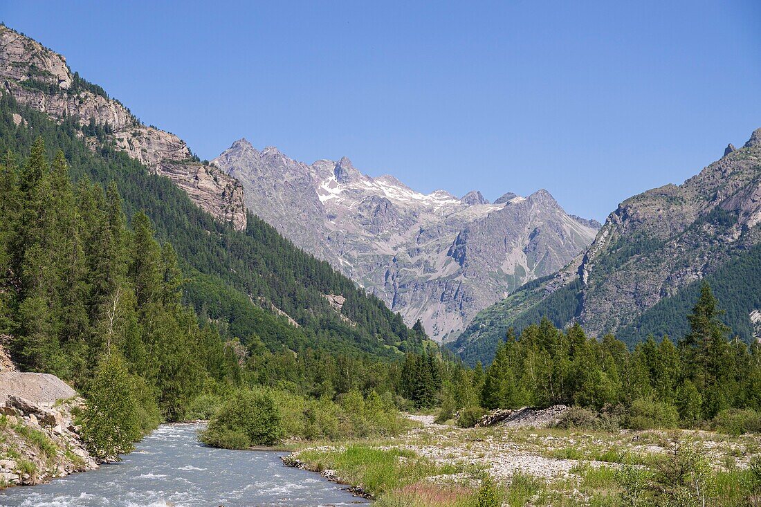 France, Hautes Alpes, Ecrins National Park, Champsaur Valley, Drac de Champoléon or Drac Blanc waters and Aiguilles de Morges (2986m)\n