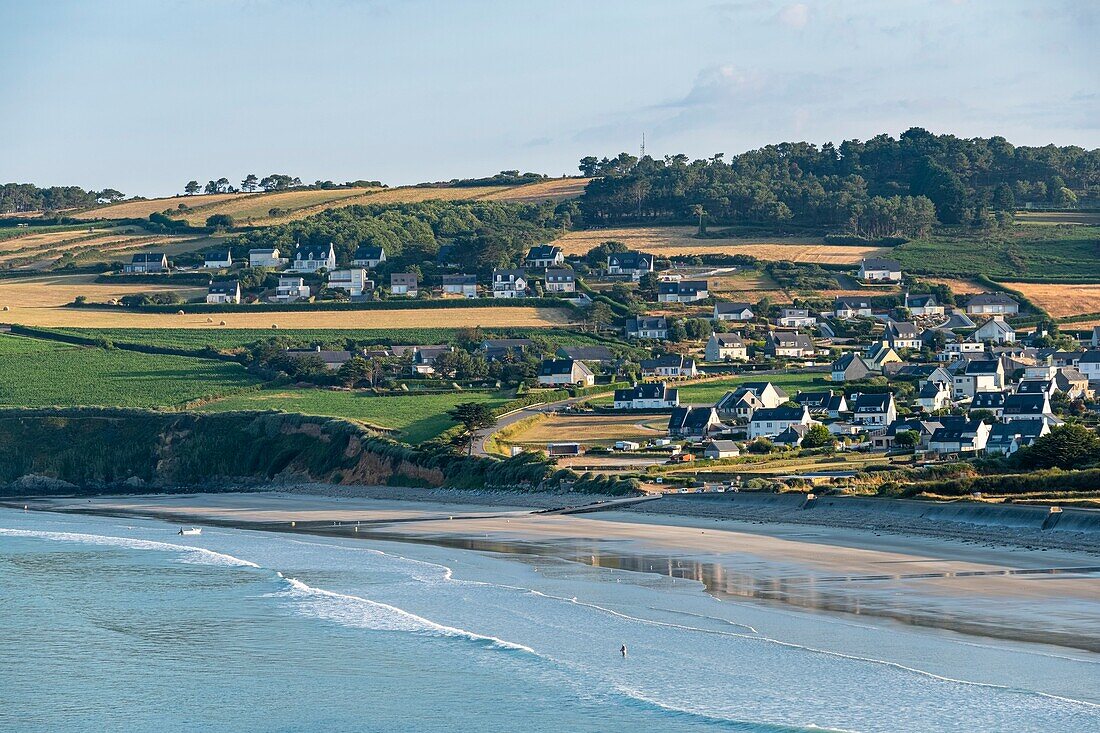 France, Finistere, Armorica Regional Natural Park, Crozon Peninsula, Telgruc-sur-Mer, Trez Bellec beach\n