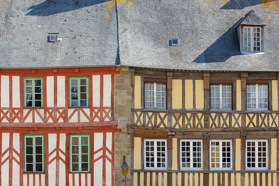 Frankreich, Cotes d'Armor, Treguier, Detail der Fassade eines Fachwerkhauses auf dem Platz Martray