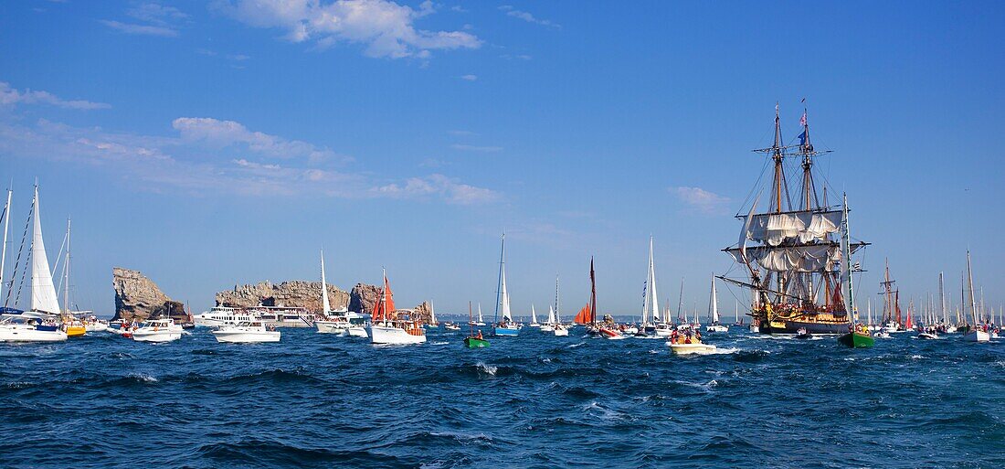 Frankreich, Finistère, Brest, L'HERMIONE, Freiheitsfregatte Frankreich Brest Internationales Maritimes Festival 2016