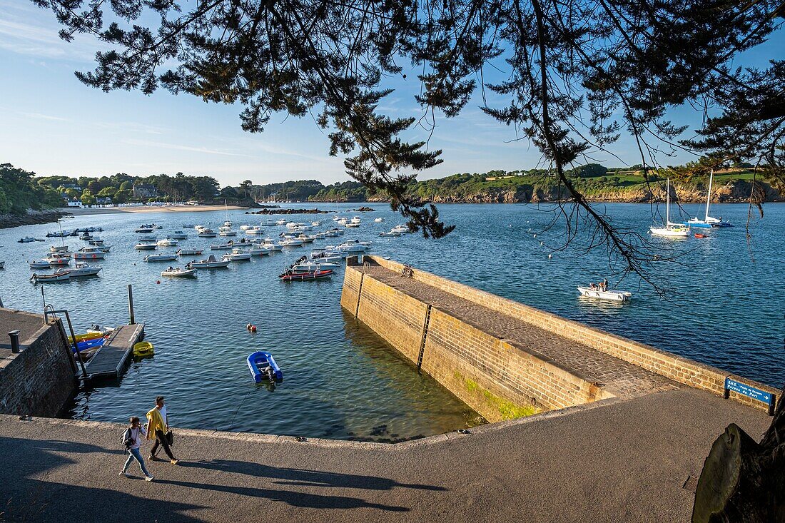 France, Finistere, Aven Country, Nevez, Port Manec'h, the mouth of Aven river\n