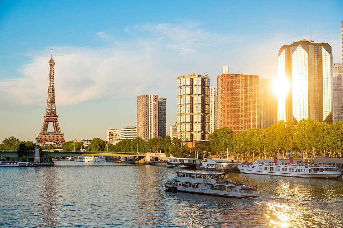 Frankreich, Paris, Seineufer, Stadtteil Front de Seine im 15. Arrondissement