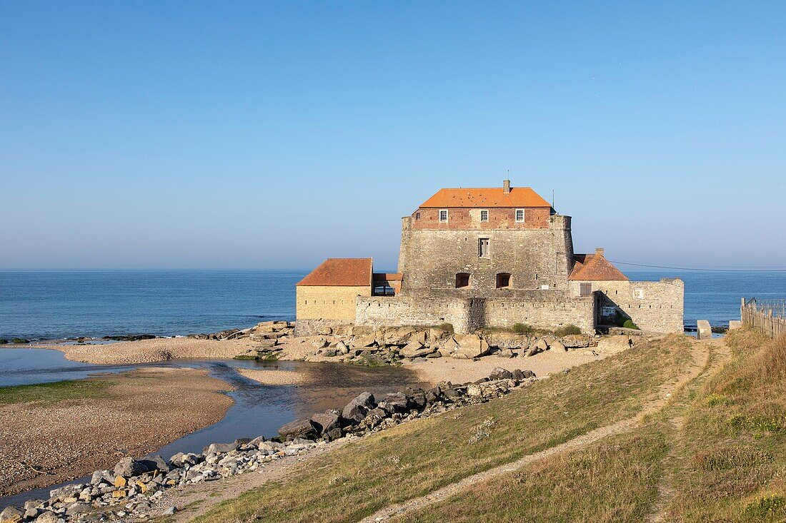 France, Pas de Calais, Ambleteuse, Fort Mahon, fort designed by Vauban and mouth of the Slack\n