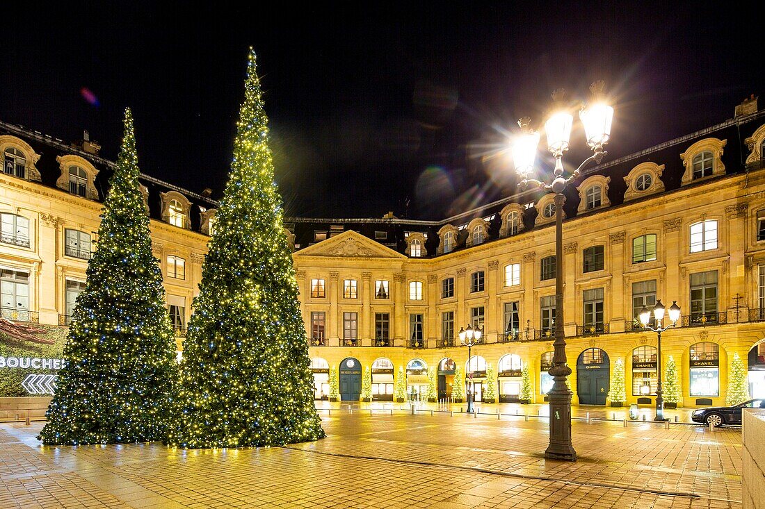 Frankreich, Paris, der Place Vendome zur Weihnachtszeit
