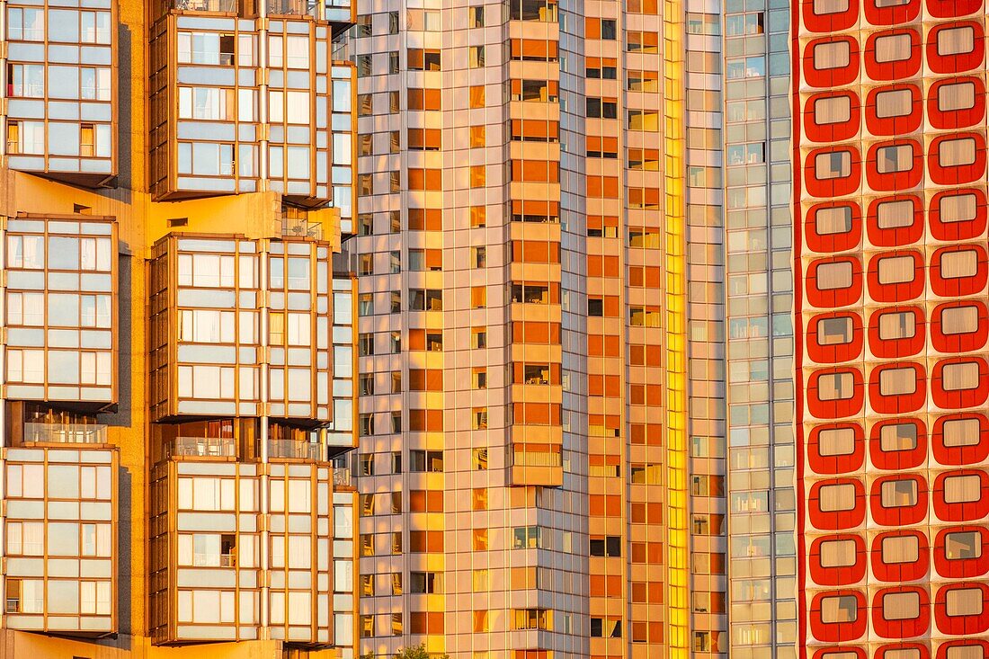 France, Paris, 15th arrondissement, the buildings of the Front de Seine\n