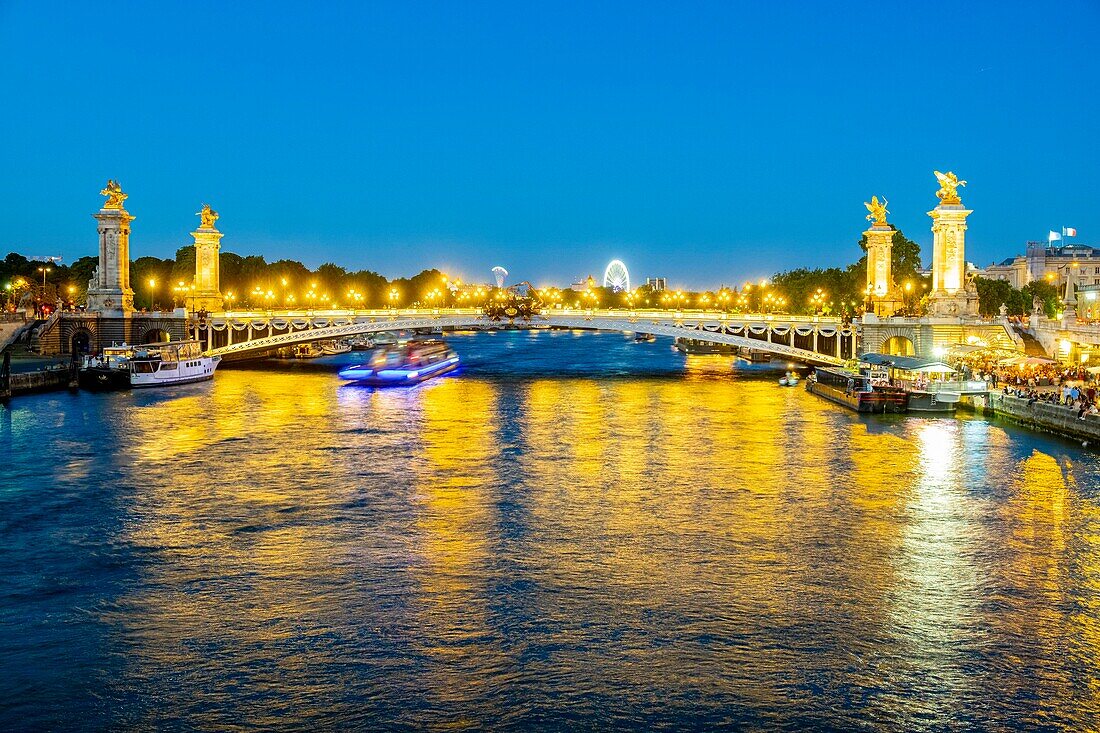 France, Paris, area listed as World Heritage by UNESCO, Flyboat and Alexandre III Bridge\n