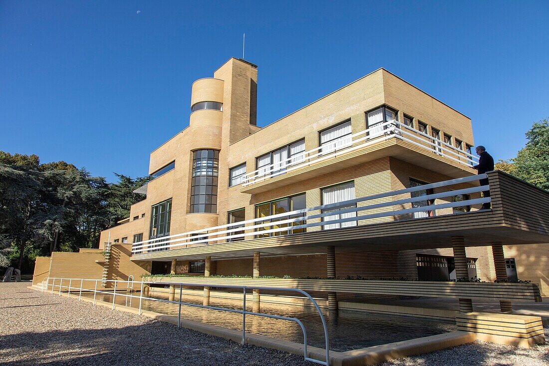 France, Nord, Croix, Villa Cavrois by architect Robert Mallet-Stevens, listed as historical monuments, brick facade\n