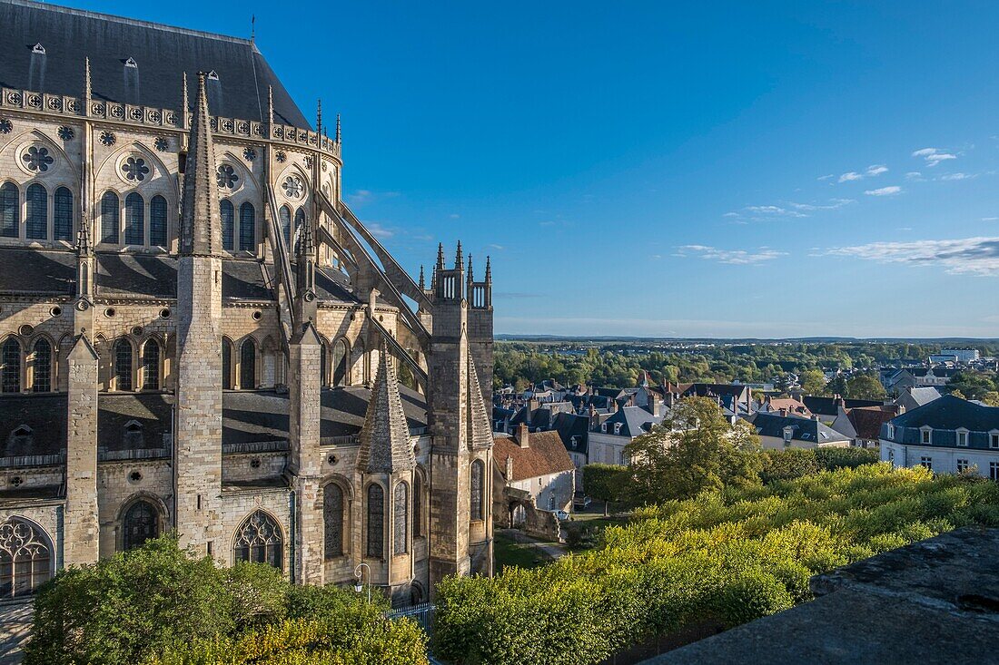 Frankreich, Cher, Bourges, Kathedrale St. Etienne, von der UNESCO zum Weltkulturerbe erklärt